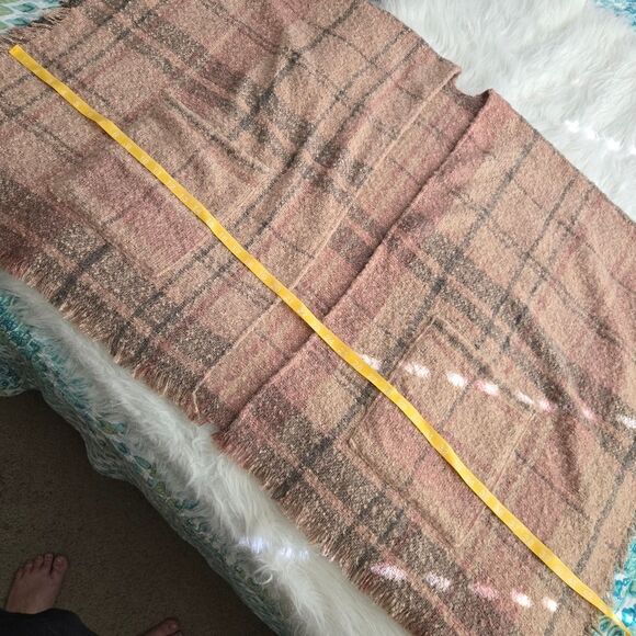 EMANUEL GERALDO Women Plaid Blanket Poncho Shawl Pockets Fluffy Knit Multi Color - Picture 9 of 10